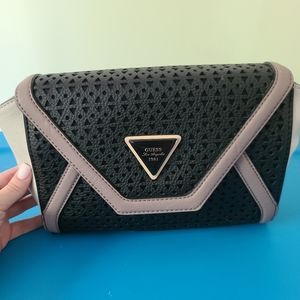 Guess 1981 Los Angeles crossbody bag vintage